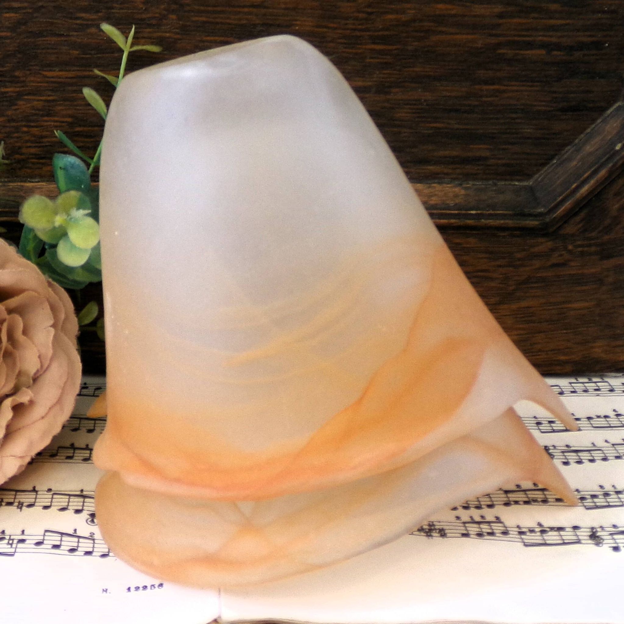 Paire de 2 abat-jours vintage Art déco en verre tulipe, faits main, en verr