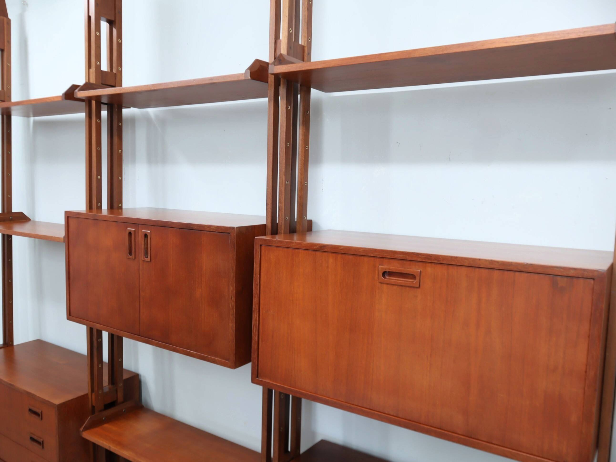 Mid century Italian design teak bookcase 1950s