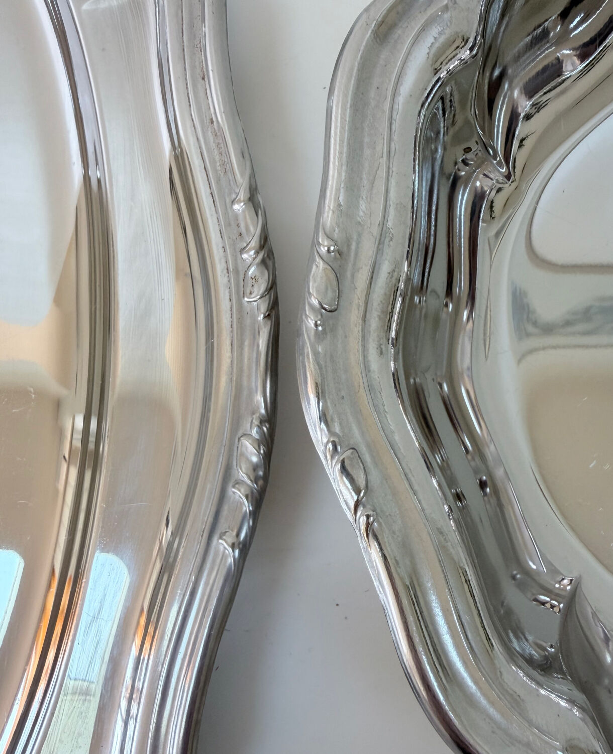 Set of stainless steel dishes - 1980s design
