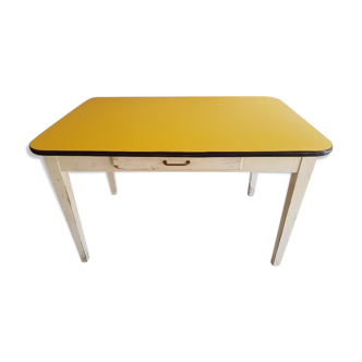 Table de cuisine des années 60 en bois et formica