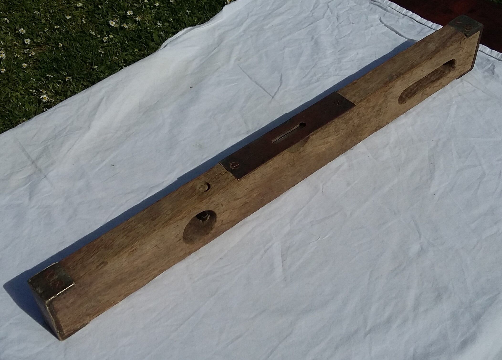 Wood and metal level - Old tool