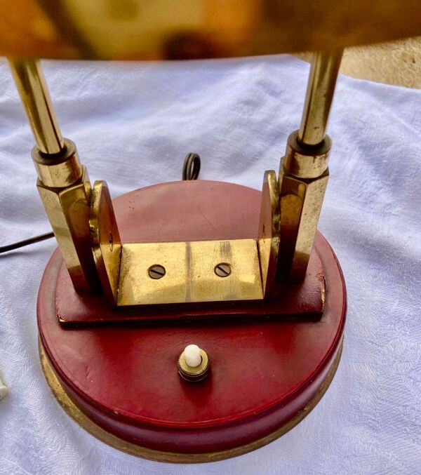 Lampe de bureau art deco moderniste bauhaus métal doré et bronze ou laiton doré