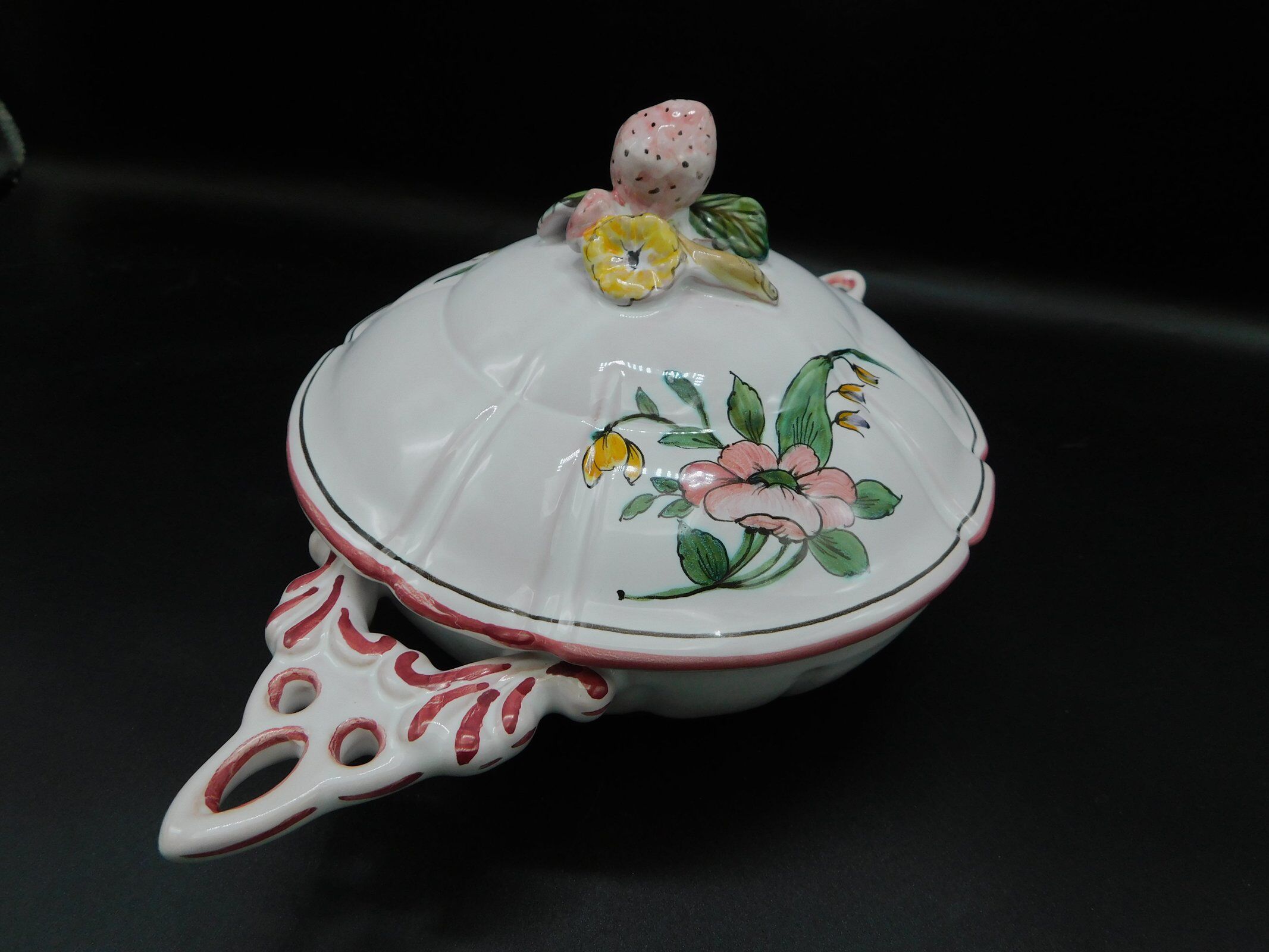 Bonbonnière Lallier à Moustiers