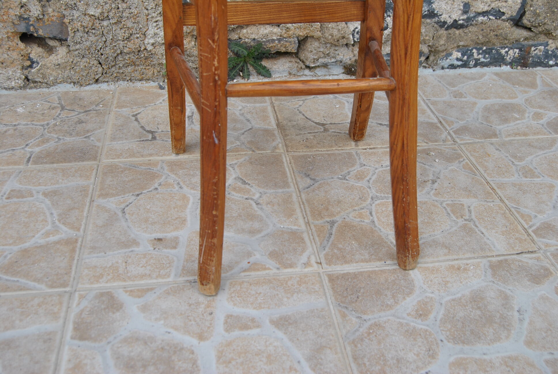 Wooden children's high chair and mulched seat