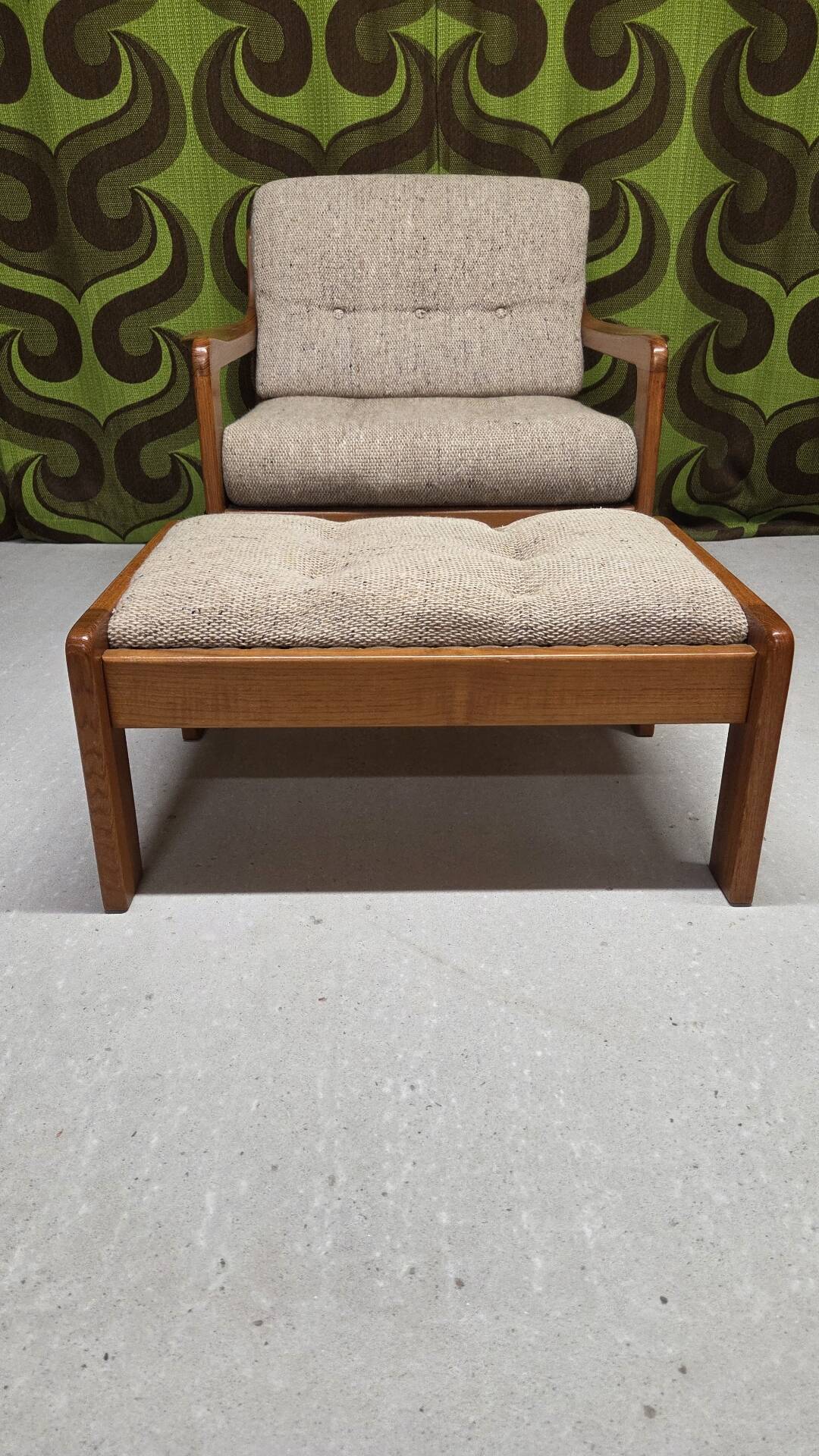 Fauteuil lounge scandinave en teck massif & ottoman 60/70
