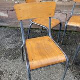 4 chaises d'école Vintage