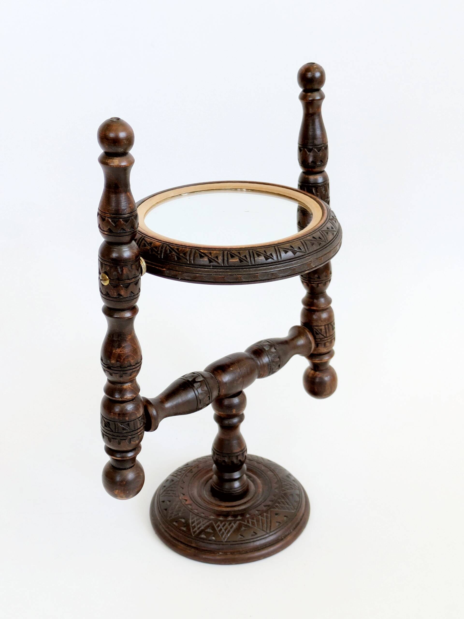 Vintage pivoting mirror to place, carved wood, rustic folk art decor.