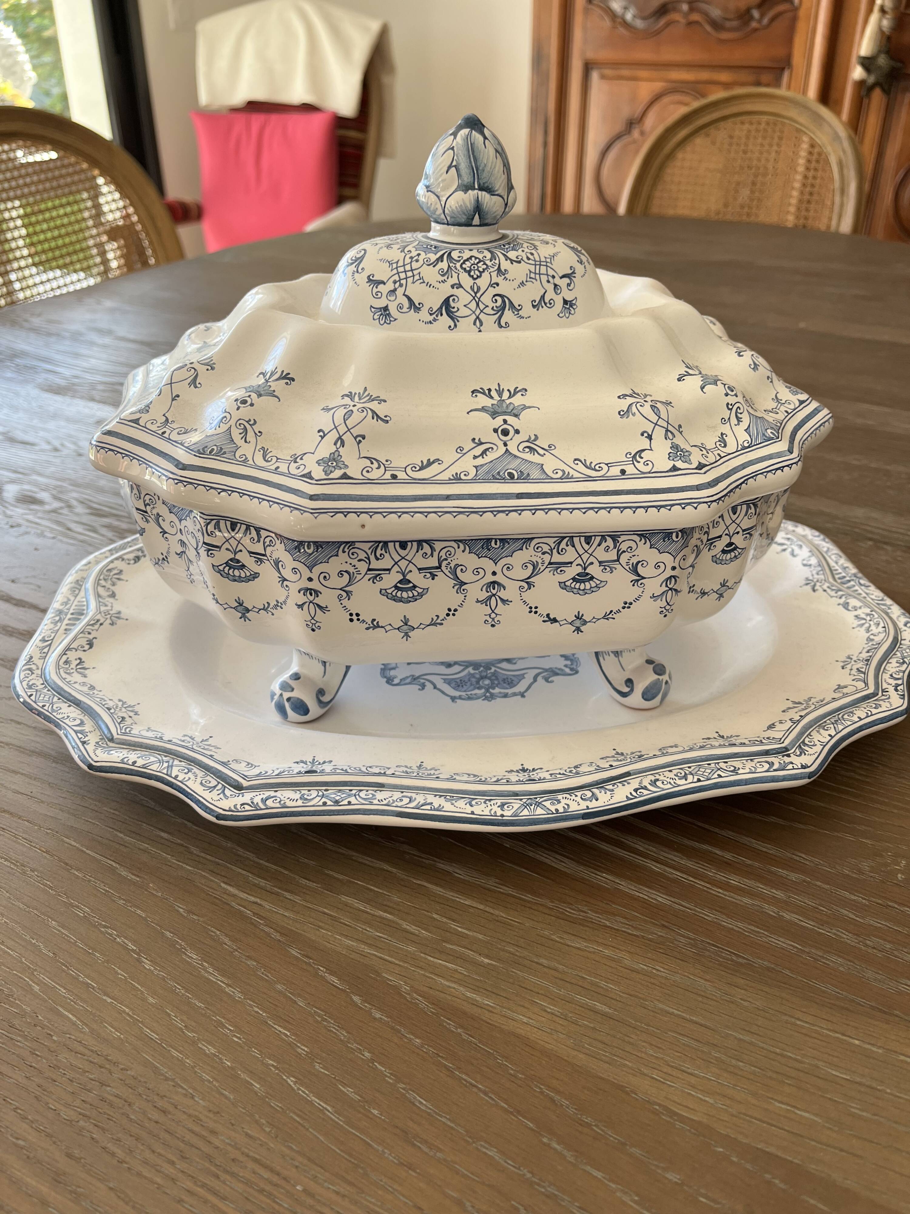 Moustiers Berain blue soup tureen