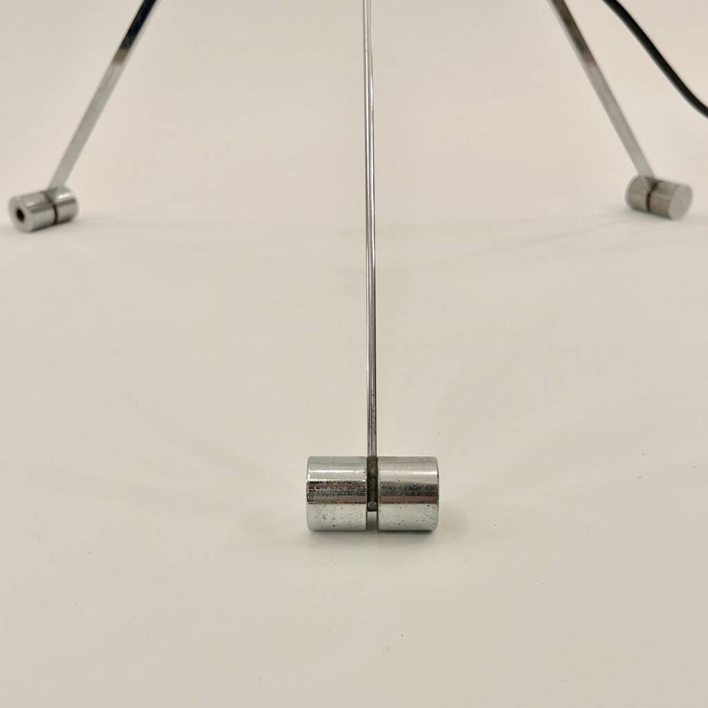 Lampadaire vintage style industriel de Ernesto Gismondi éditée par Artemide en Italie vers 1978