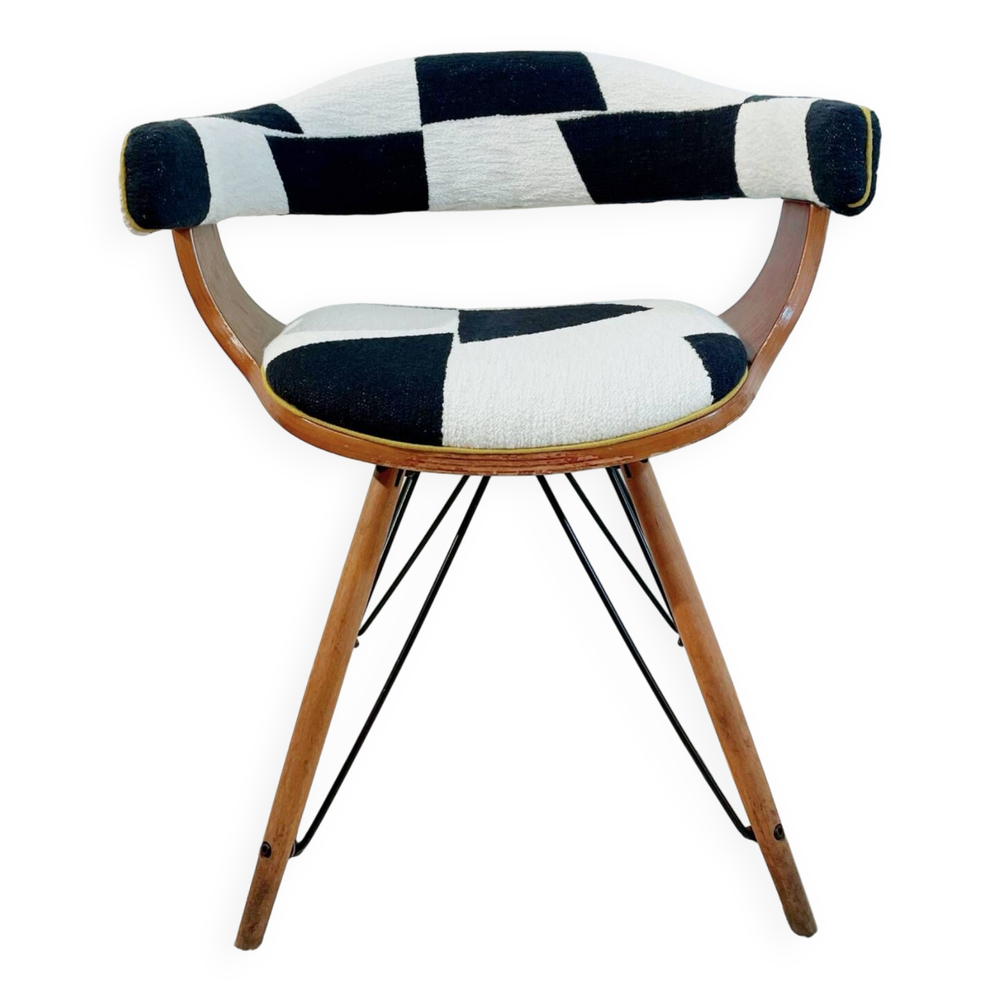 Restored vintage chair/armchair