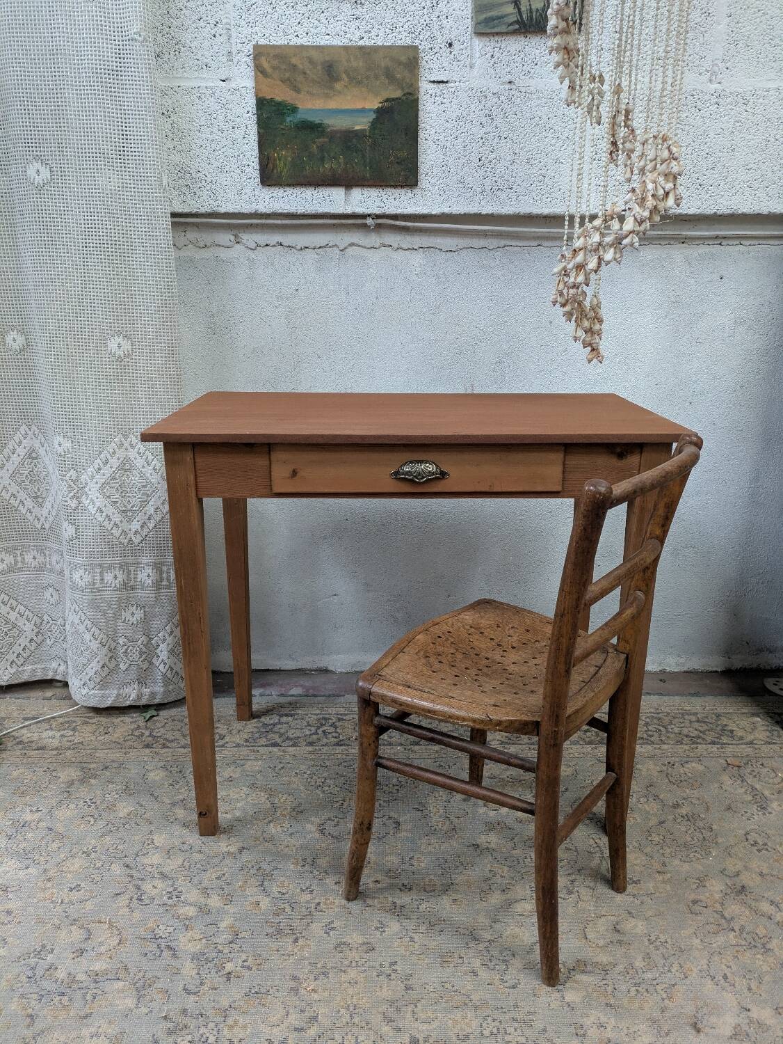 Table / desk