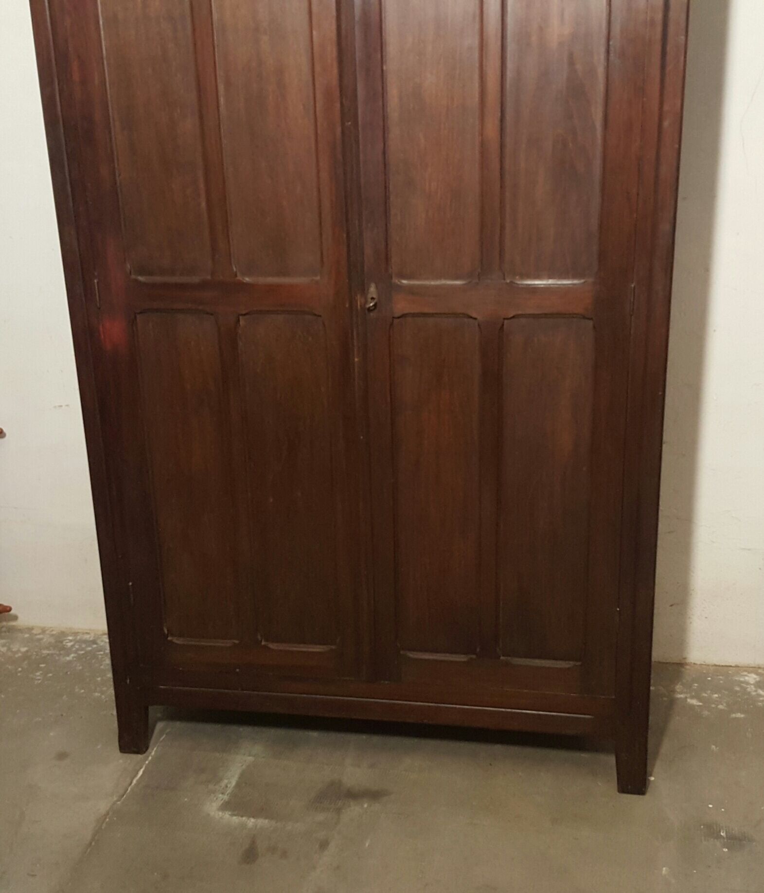 Armoire parisienne 1940