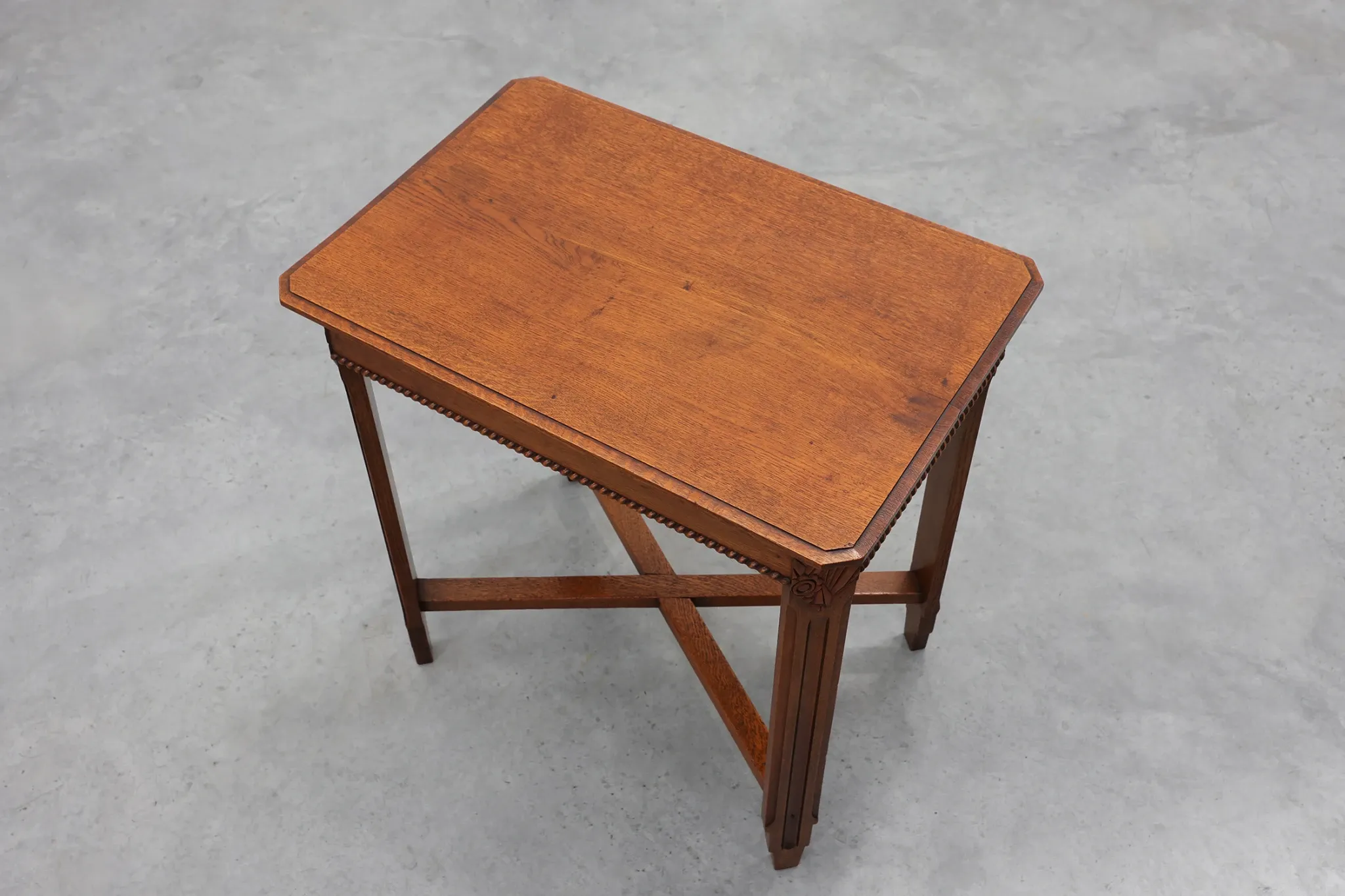 French Art Deco Side Table with Fluted Legs, Carved Frieze and X-Stretcher,