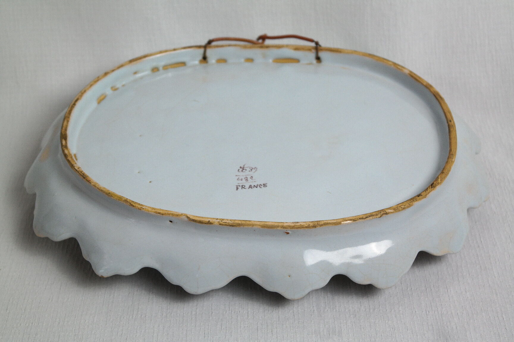 Flat earthenware of Rouen polychrome decoration cornucopia of plenty