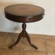 Small furniture side table pedestal table 3 drawers top leather lion's paw in bronze