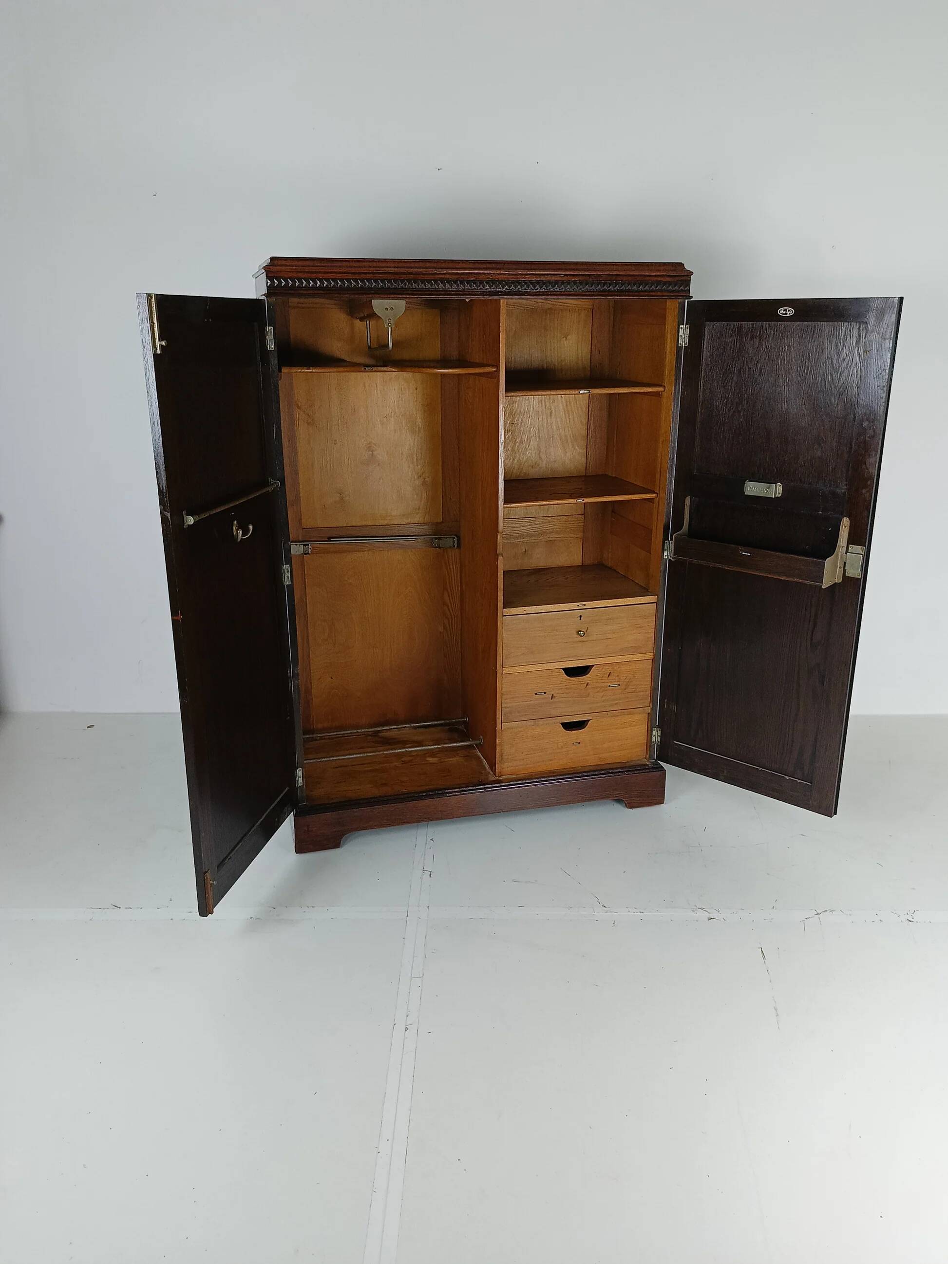 Superbe petite armoire Art Déco