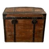 Large trunk wooden chest