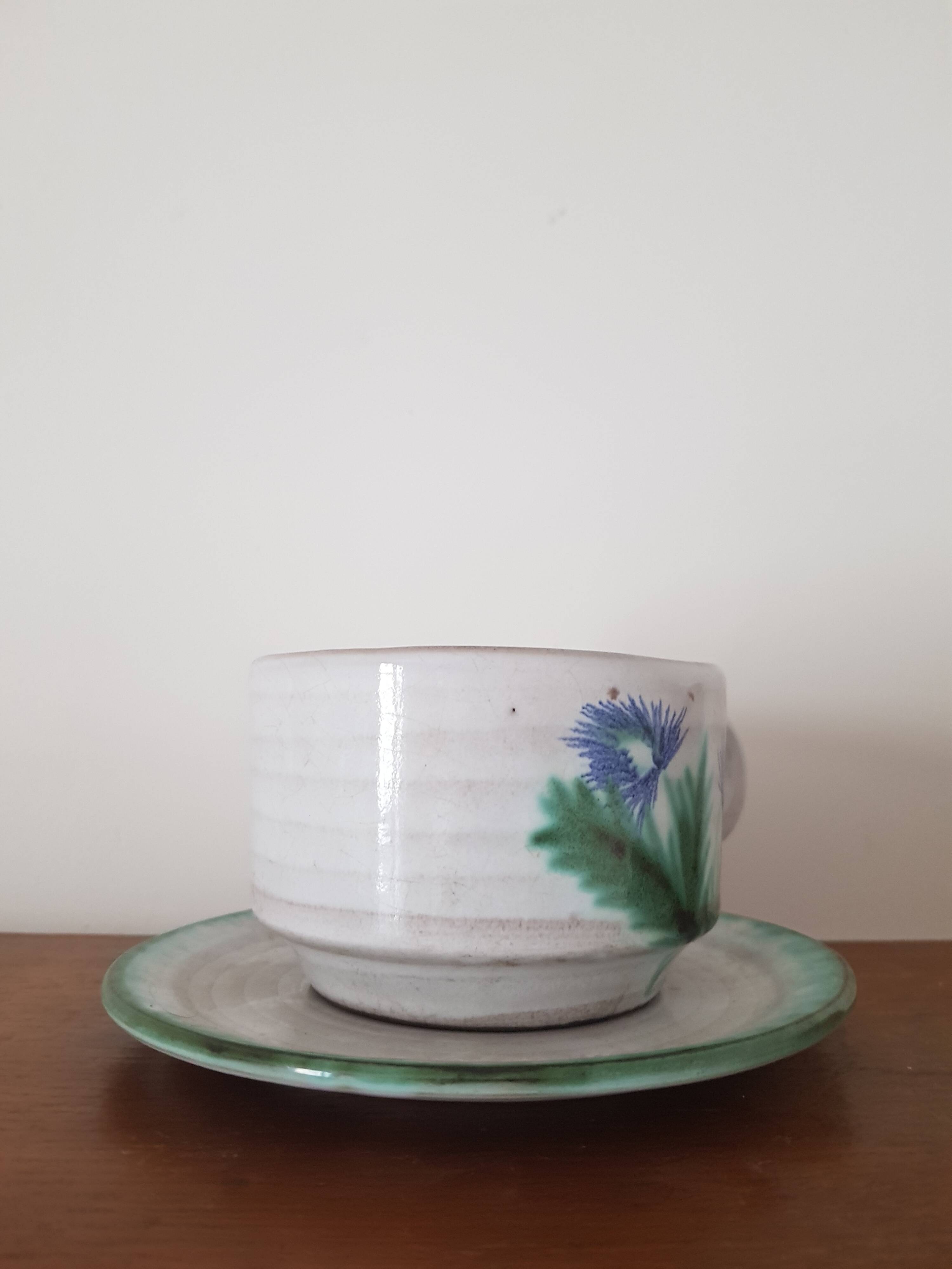 Tasse et soucoupe motif chardon