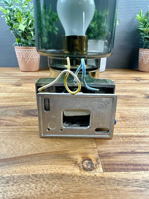 Lampe ERCO vintage – verre fumé et base chromée – design années 70