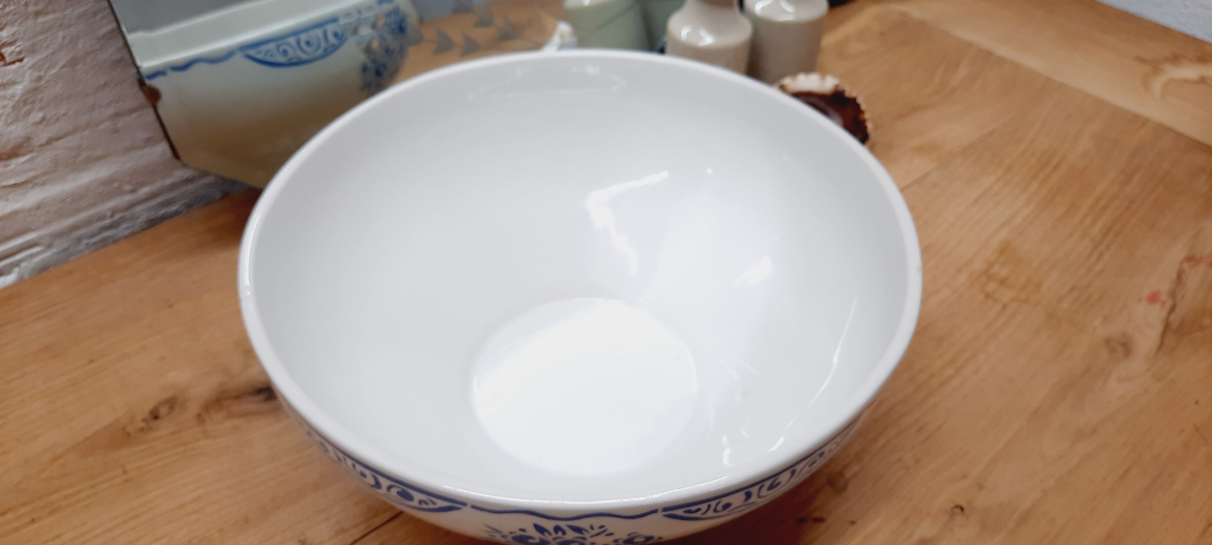 Salad bowl floral decoration early XX th