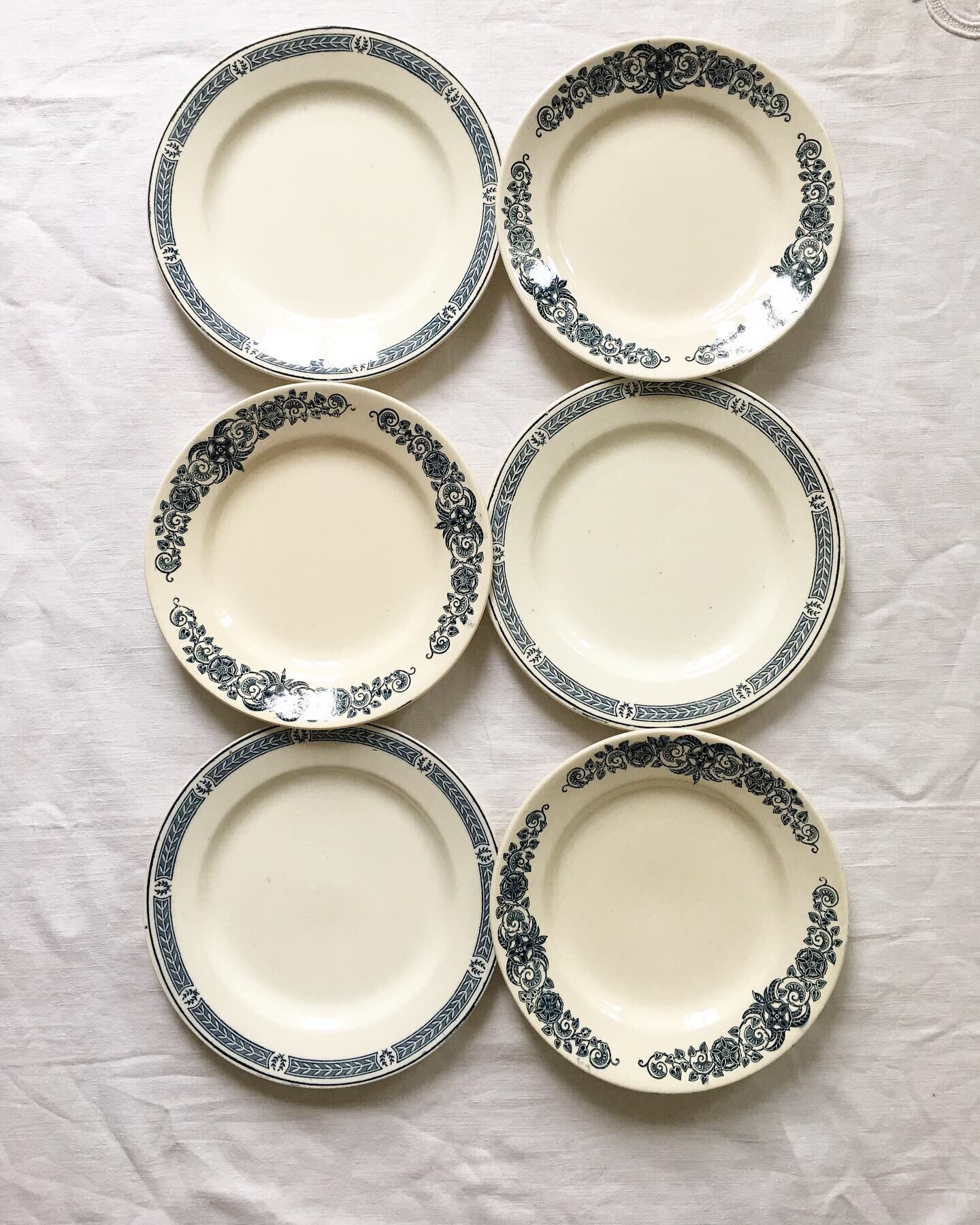 6 flat plates Terre de Fer mismatched