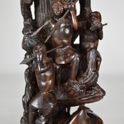Lampe africaine en ébène sculpté, "Chasseurs, buffle et crocodile"