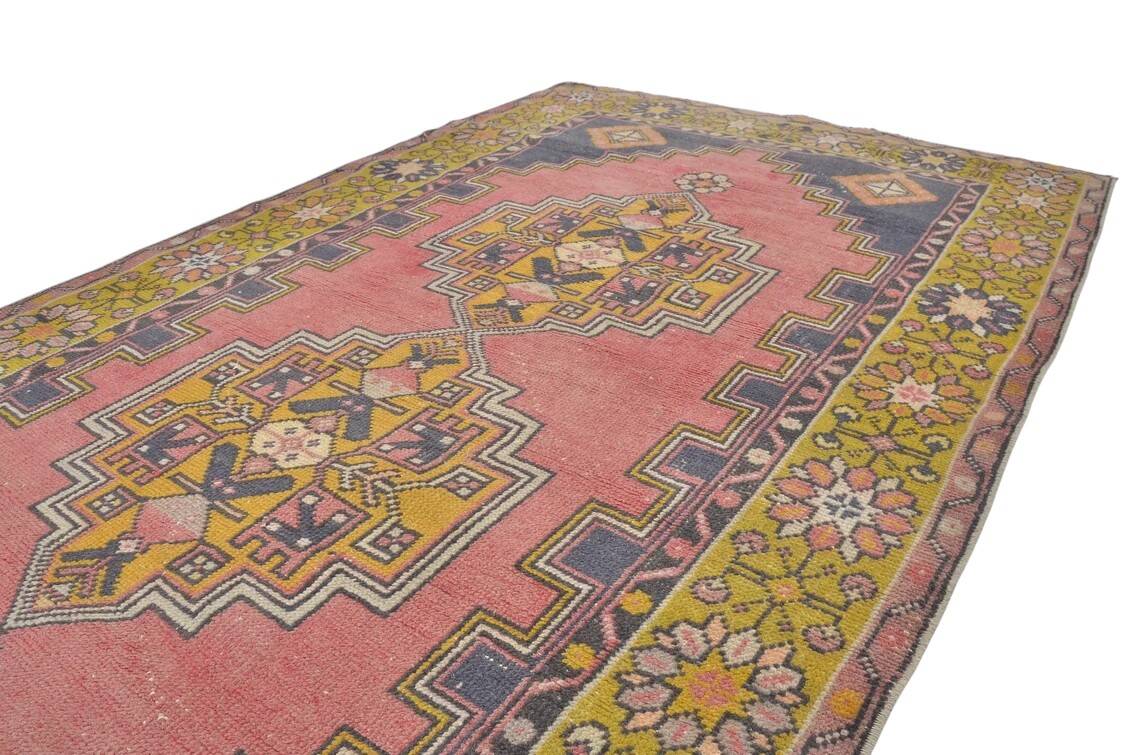 Oushak Handknooted Floral Carpet