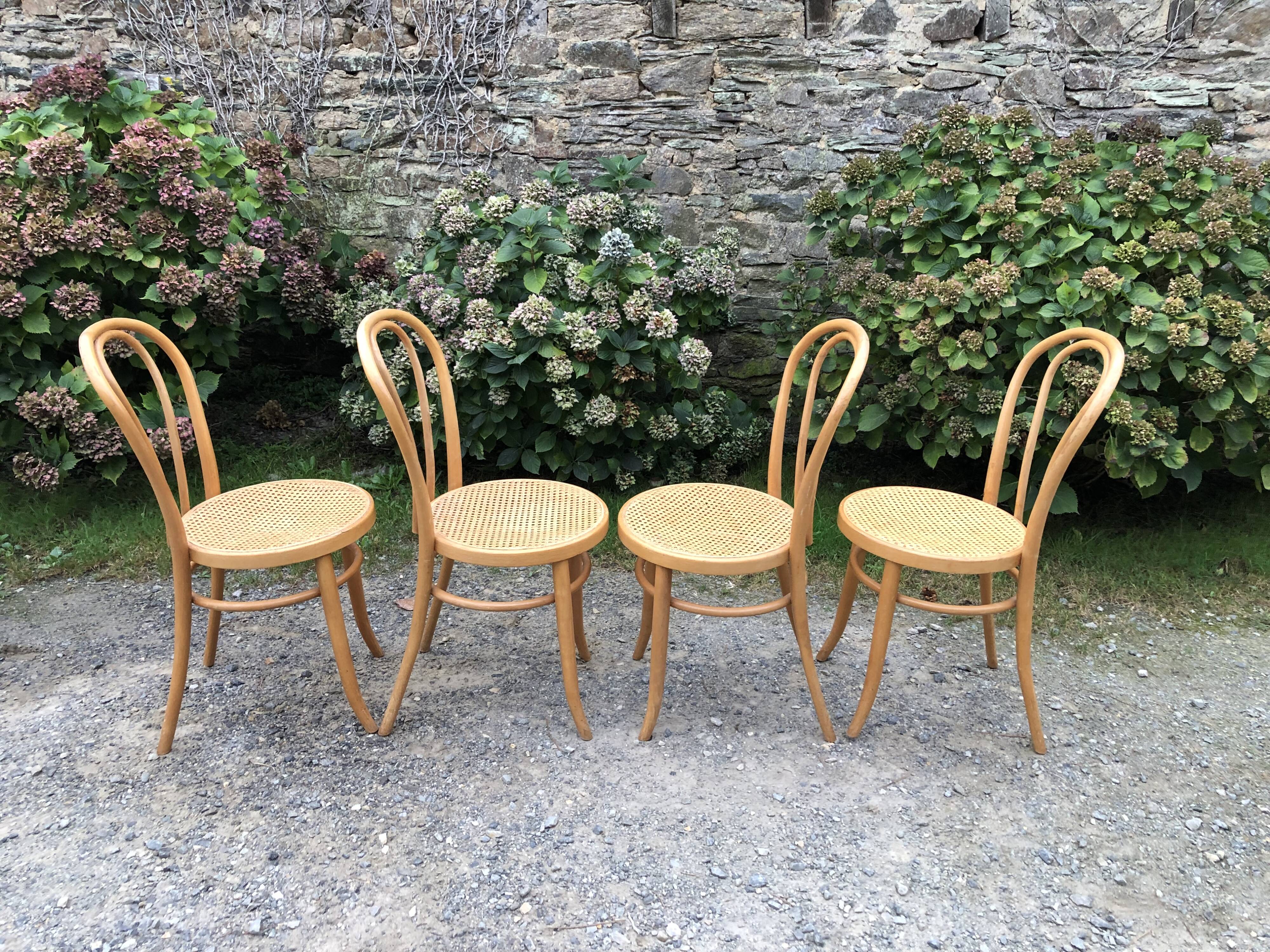 4 chaises bistrot vintage cannées