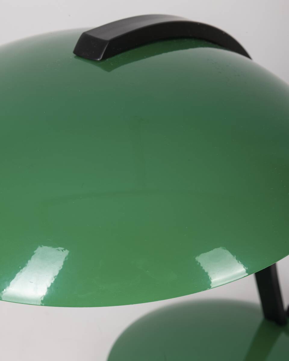 Vintage 80's table lamp in green metal veneta lumi design