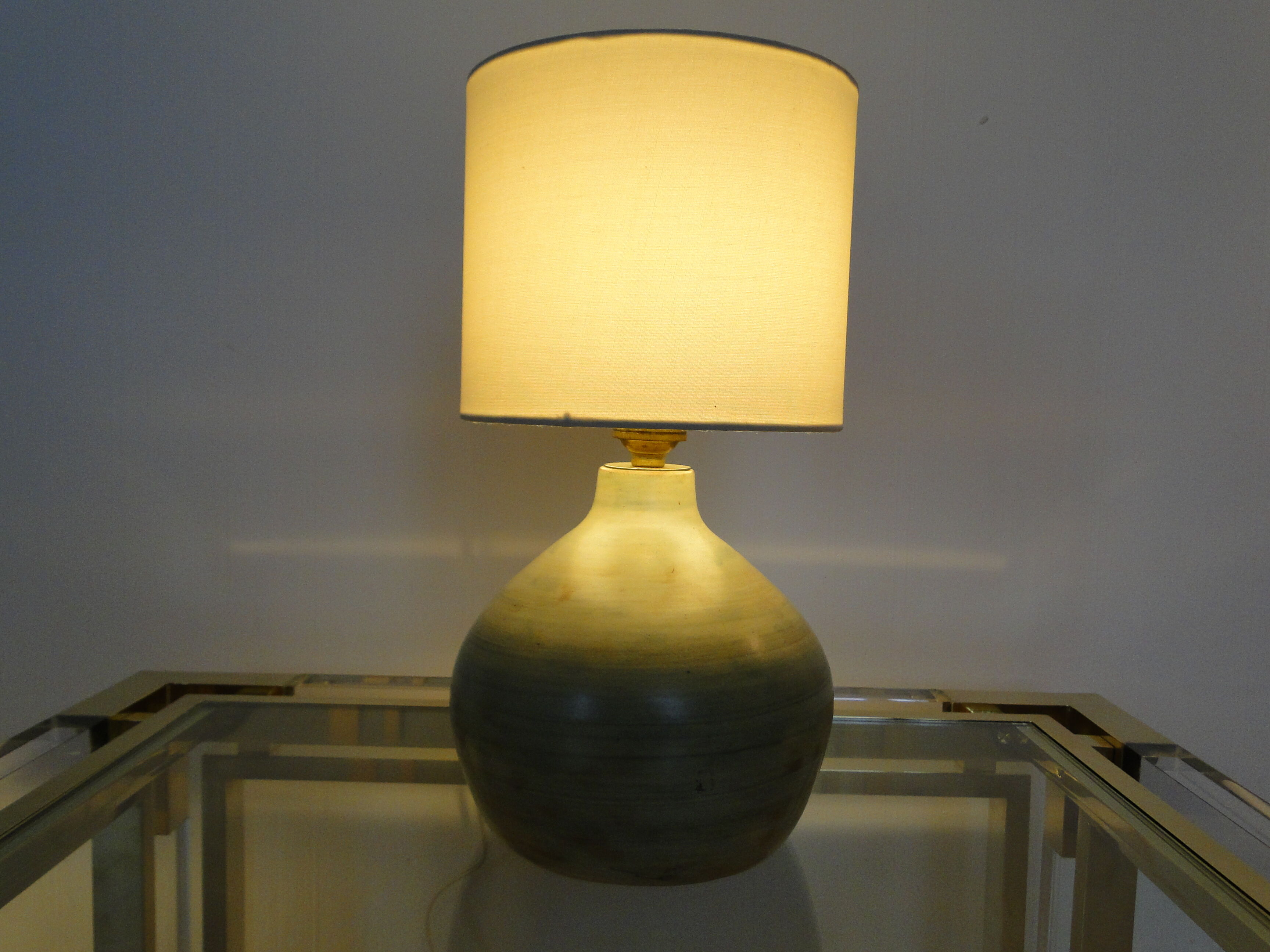 Vintage ceramic bedside table lamp from 1959 France