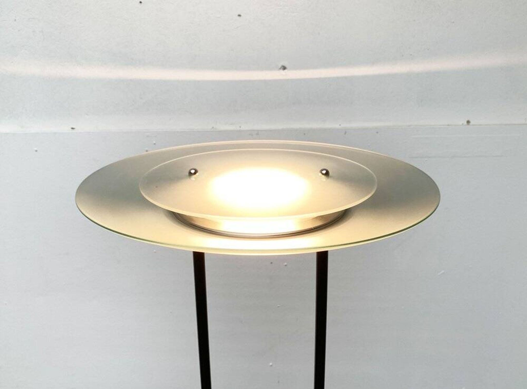 Lampe sur pied italienne vintage, années 1980