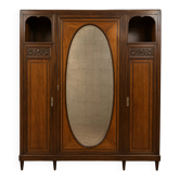 Armoire Art Déco en noyer et acajou estampillée L. Majorelle