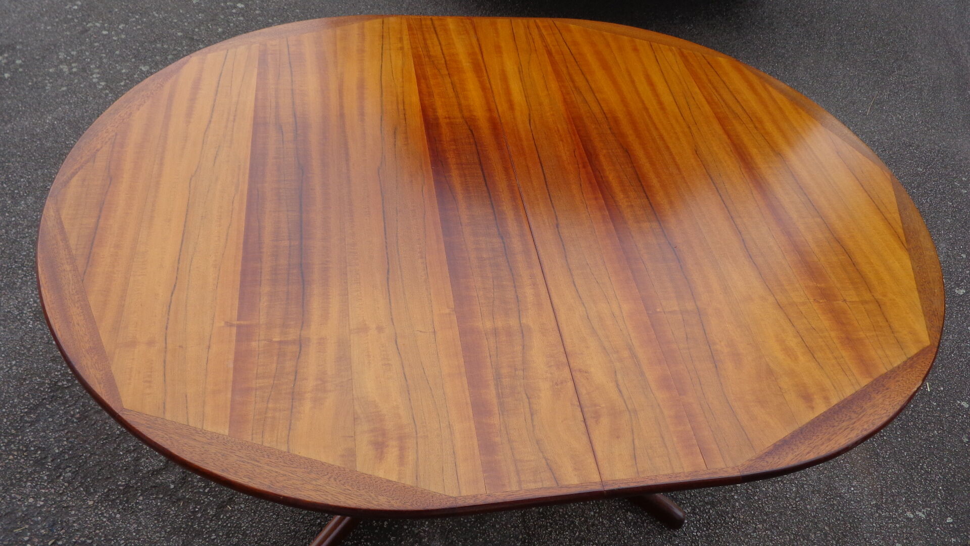 Table Baumann plateau marqueté