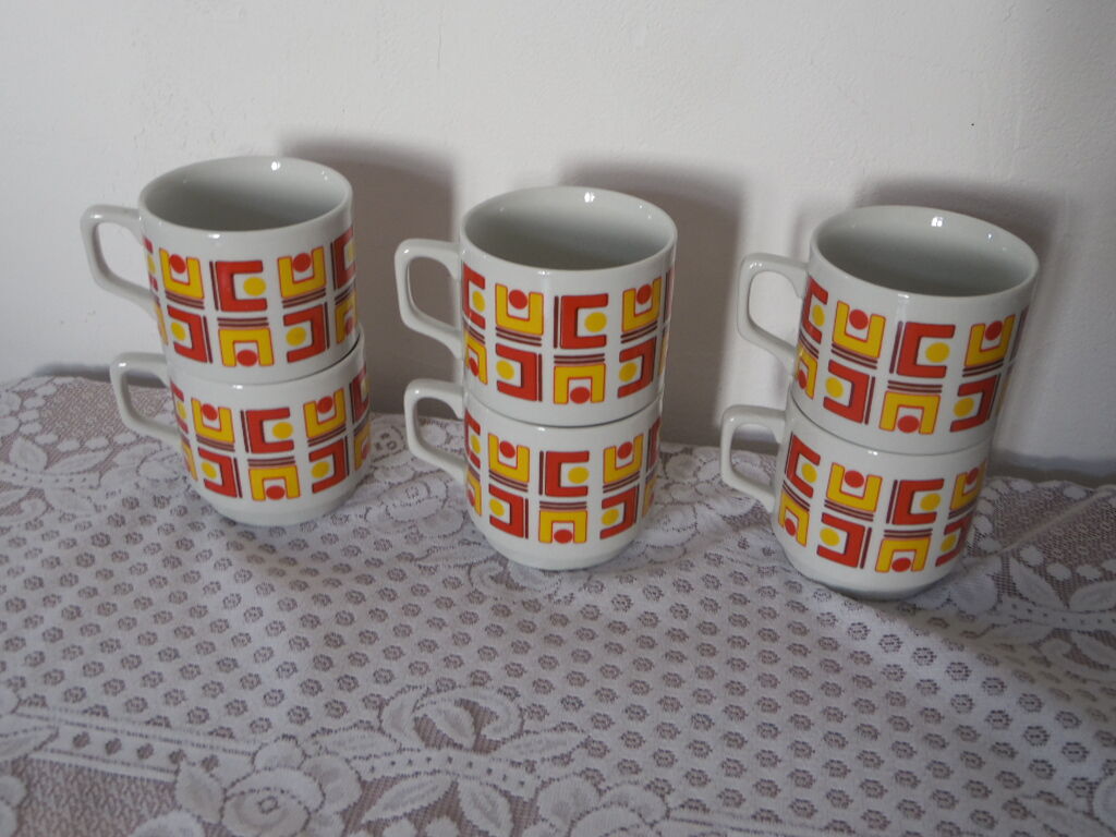 6 vintage Tognana cups 70's
