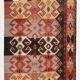 Tapis couloir vintage 4x13 Kilim marron foncé et rouge, 139x396 cm