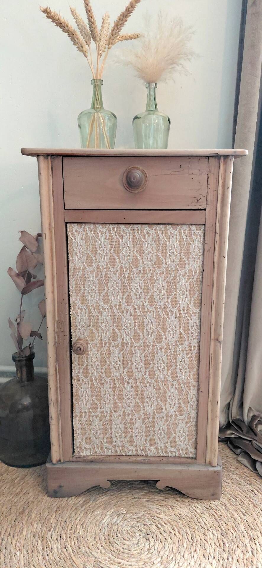 Chevet ancien fabrication artisanale
