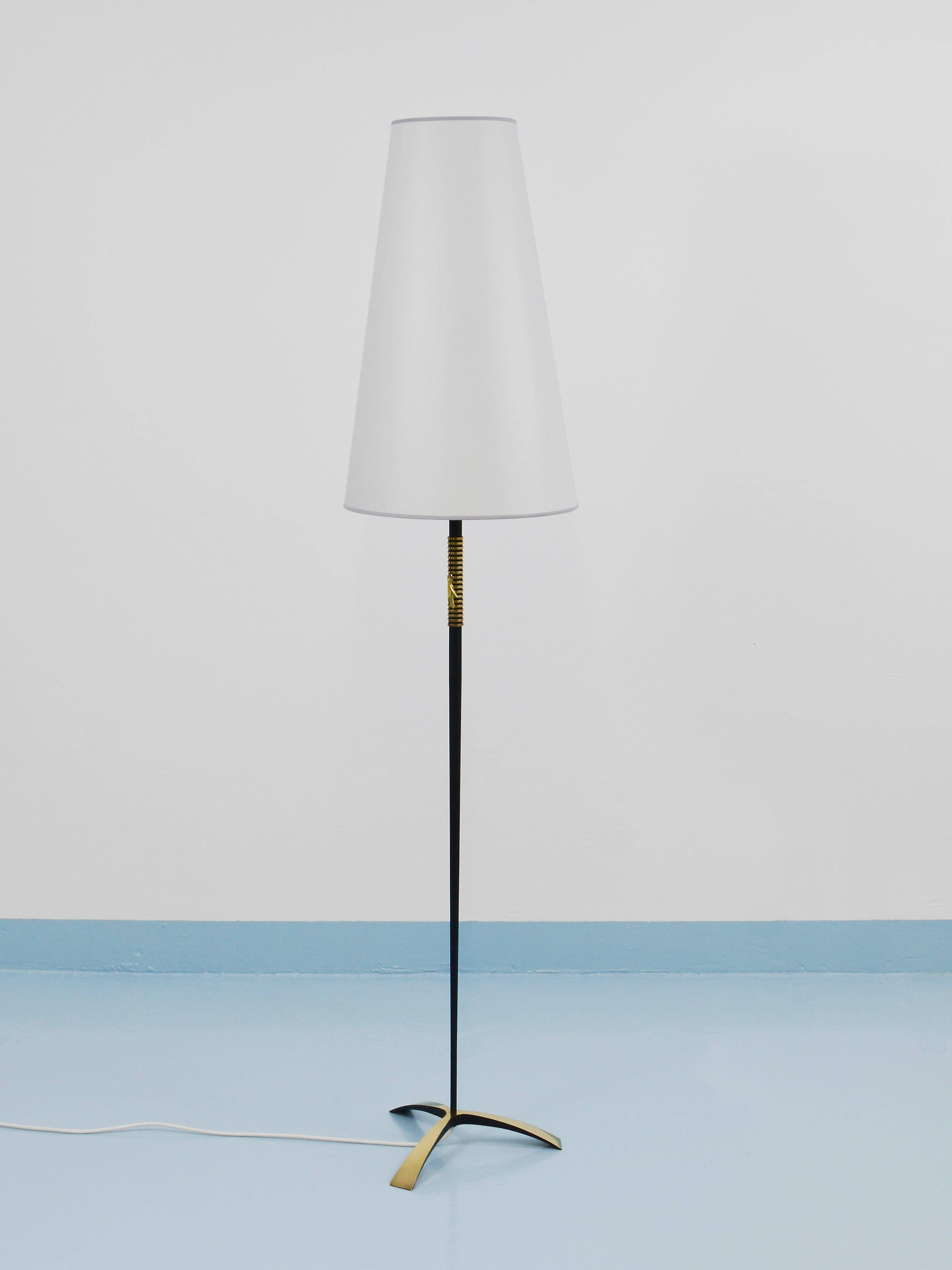 Mid-Century brass floor lamp by Rupert Nikoll, manual switch by Carl Aubock, Austria, 1950.
