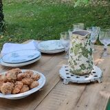 Farm table
