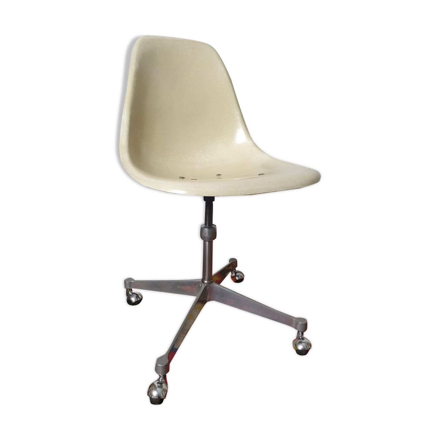 Office chair Ray and Charles Eames