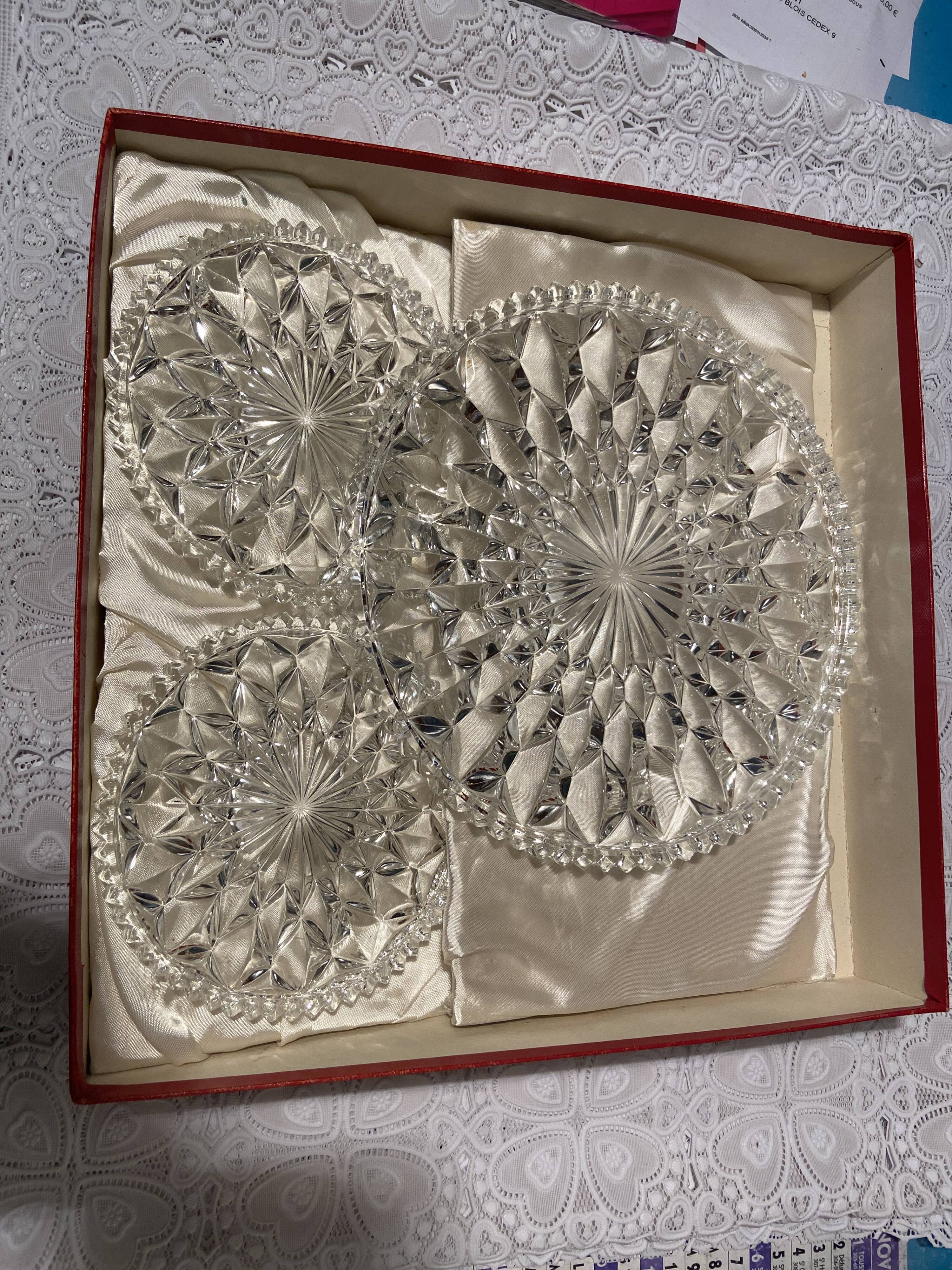 Trivets and bottle coasters