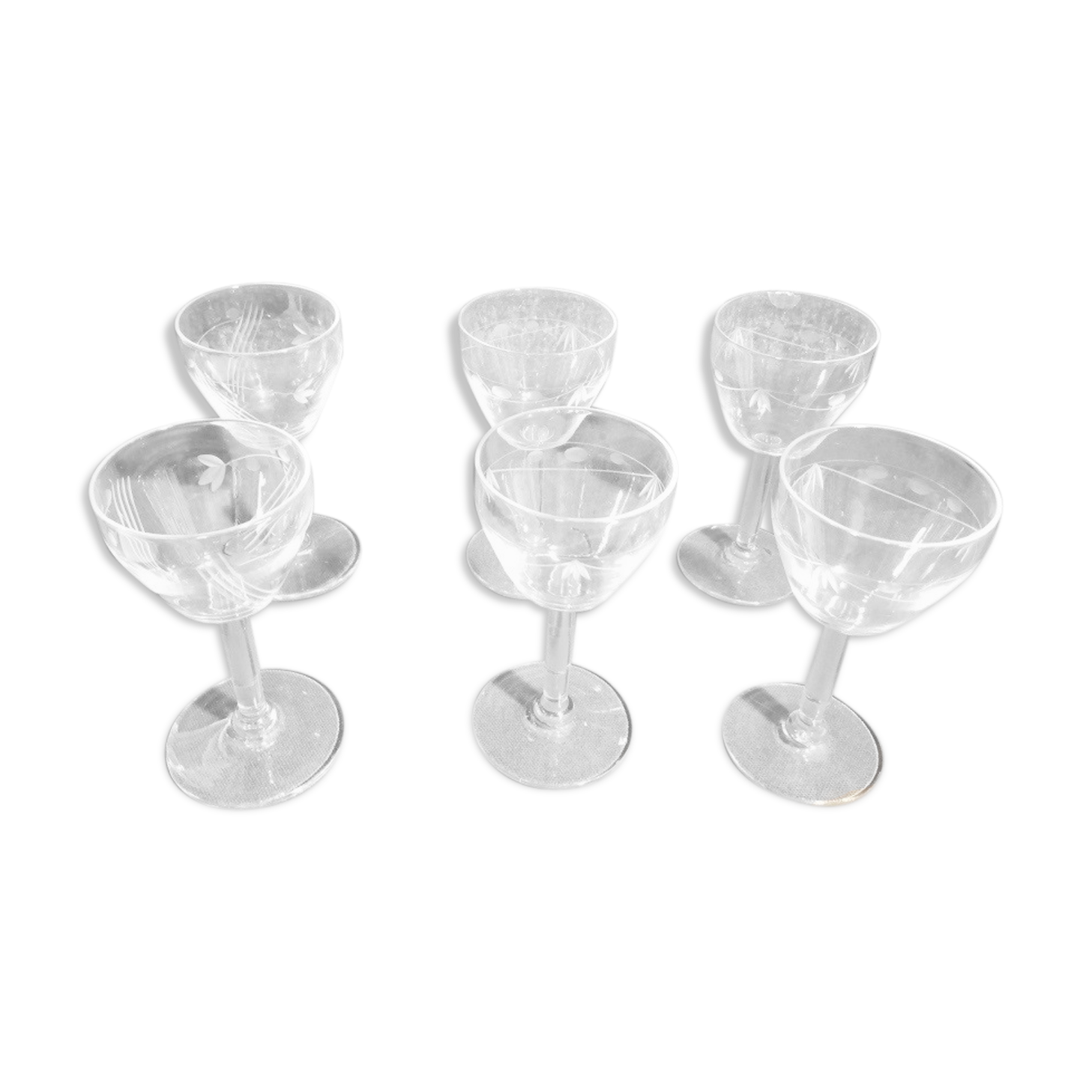 Old vintage glasses with ciselé 6