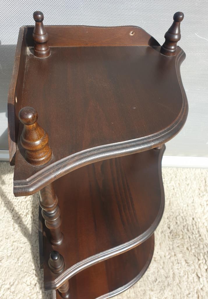 Wall-mounted corner display with 3 mahogany shelves