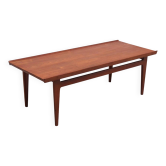 Danish coffee table in solid teak by Finn Juhl for France & Son, 1960s
