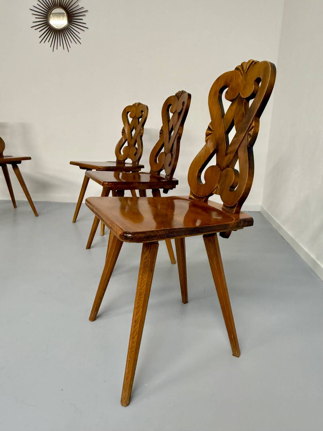 Set of 6 Alsatian double heart chairs in solid oak, early 20th century