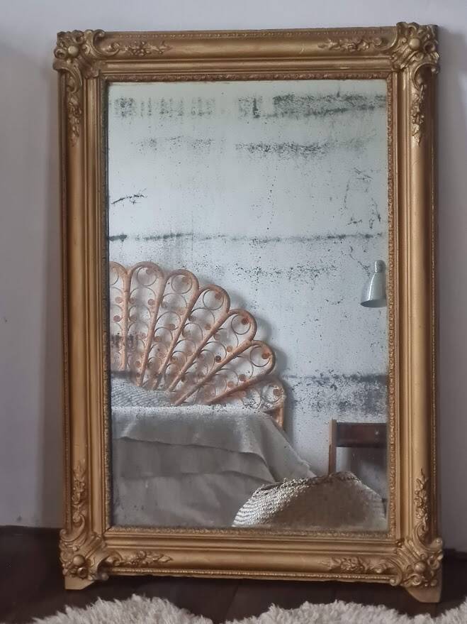 Antique rectangular mirror with mouldings 103 x 68