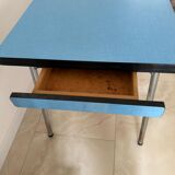 Table, chairs and stool in formica
