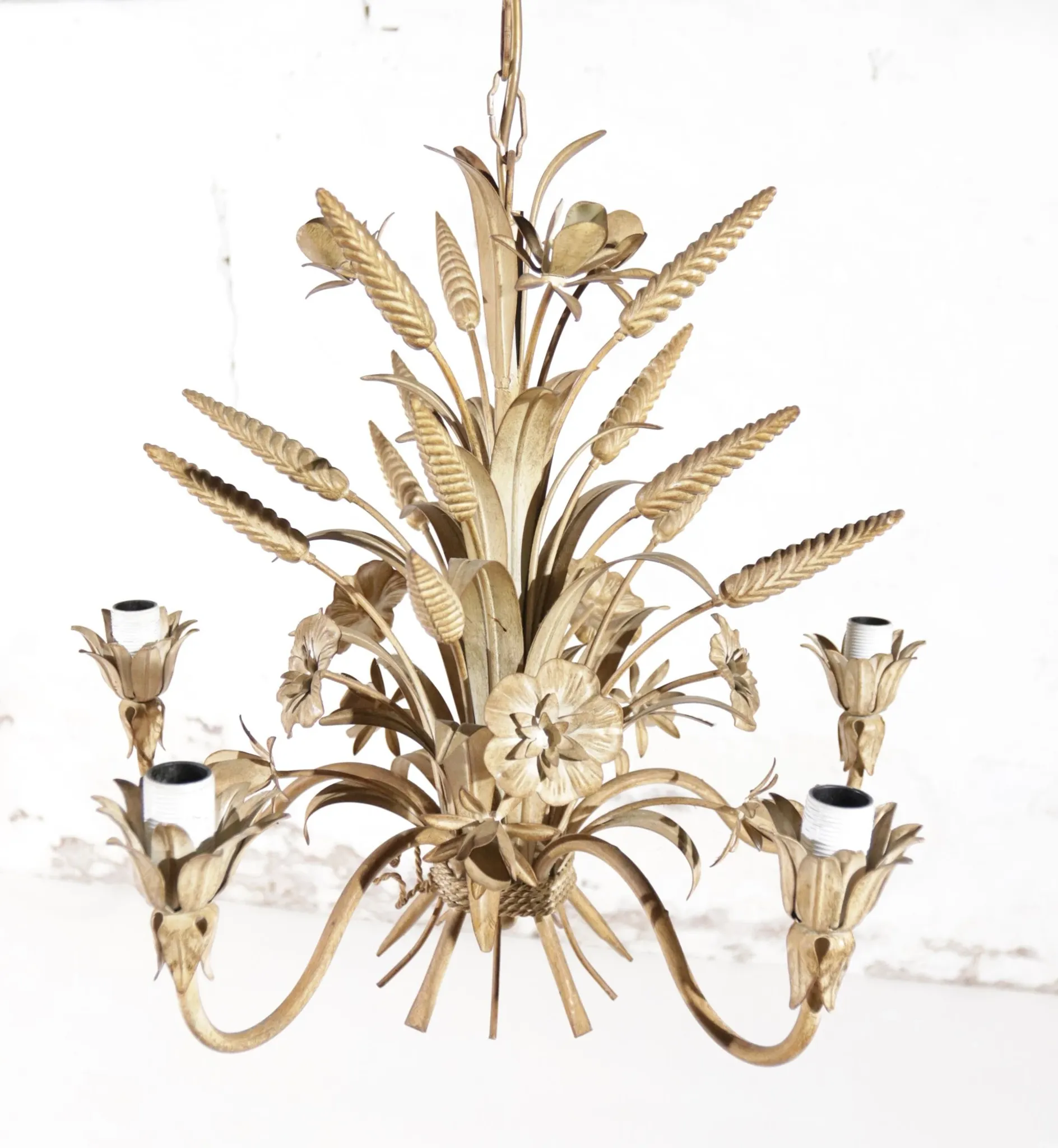 Sheaf of wheat chandelier beige Hans Kögl – Maison Charles style