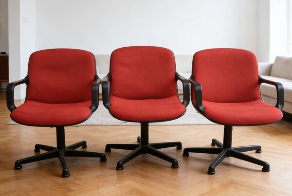 Suite de 3 fauteuils de bureau Comforto