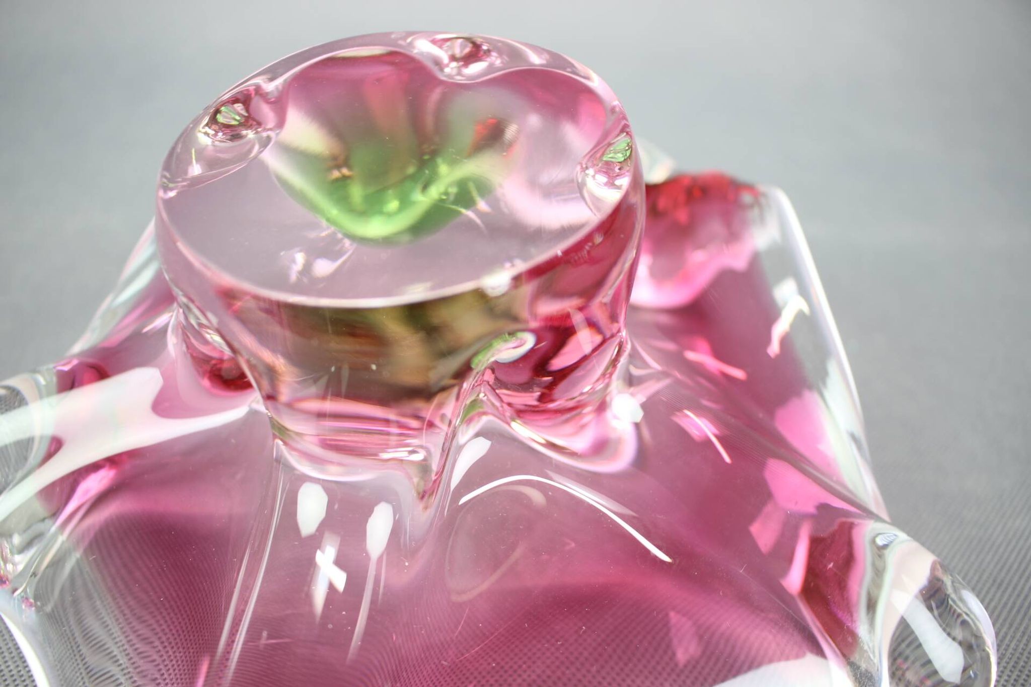 Mid-century pink and green Czech art glass bowl by Josef Hospodka.