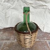 Damn Jeanne surrounded by willow.